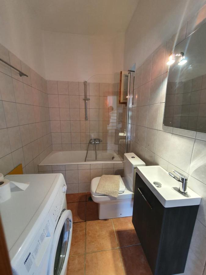 Stoupa Mani Tower Apartment ภายนอก รูปภาพ
